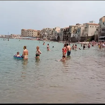 Vakantiehuis La Casa Di Dory - Steps From The Sea & Medieval Wash House Cefalù