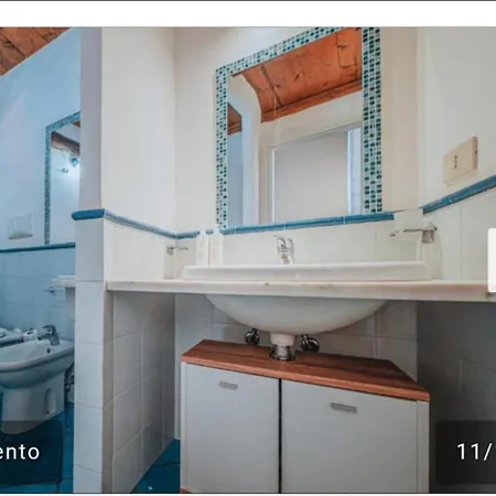 Vakantiehuis La Casa Di Dory - Steps From The Sea & Medieval Wash House *